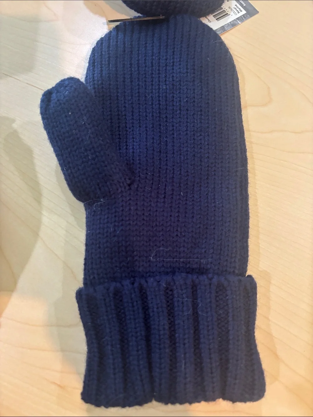 NWT- Kootenay Adult Navy Chunky Knit Mittens- Cozy Classic
